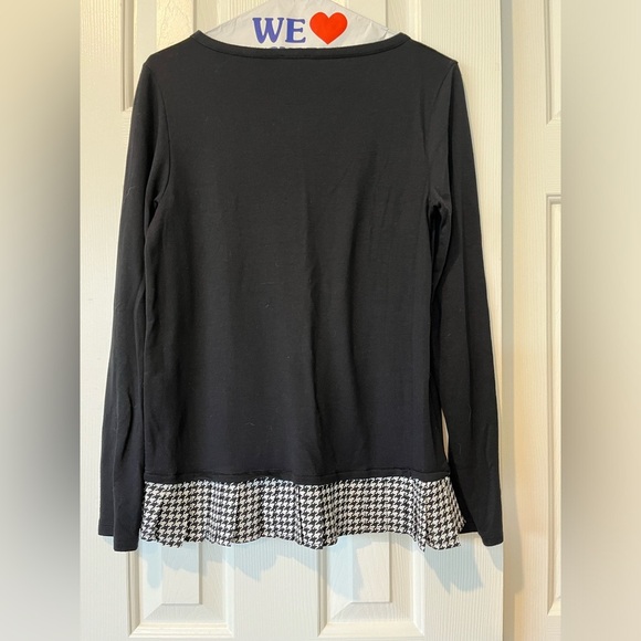 J Crew XS super soft long sleeve shirt with ruffle bottom trim in black - Picture 5 of 5